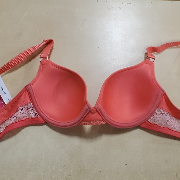 Coral molded cup - Picture 2 of 2